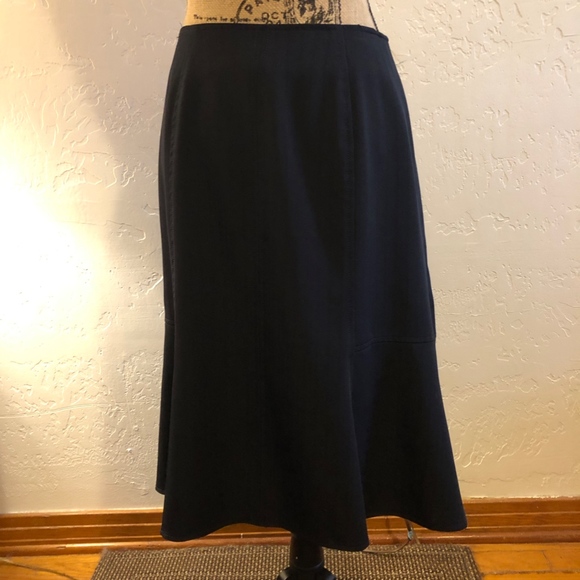 Conrad C Petites skirt, size 10 - Picture 6 of 6